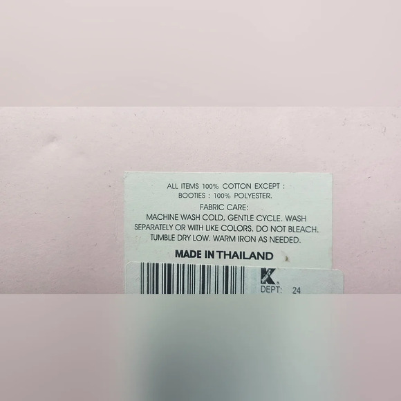 Vintage Baby Connection 3 Piece Newborn Girls Novelty Set Bib Onesie Booties NIB - Picture 3 of 7